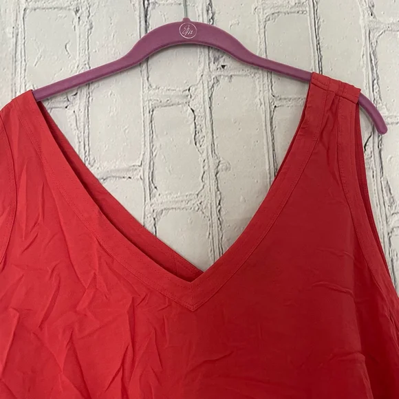 Torrid Challis stitch tank top - Picture 2 of 4